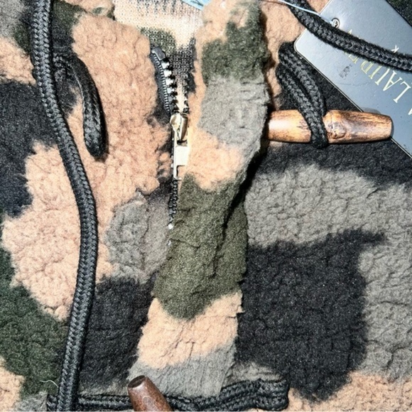 Sabrina Lauren size S green camo fuzzy fleece zip up  toggle hooded Teddy Jacket - Picture 8 of 15